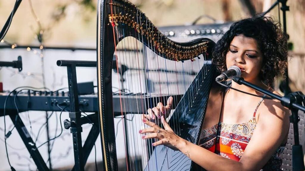 Nush Lewis takes you on a quaint bittersweet journey through EP 'Bridges'