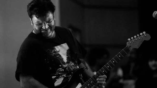 Celebrate the 1st anniversary of SoundTank with Blackstratblues