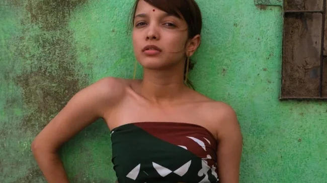 Barbie Rajput's Mellifluous Single 'Le Chal Mujhe' Will Remind You Of Bollywood Classics