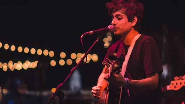 Raghav Meattle’s New Single ‘Back to the Known’ Is An Intimate Live Performance