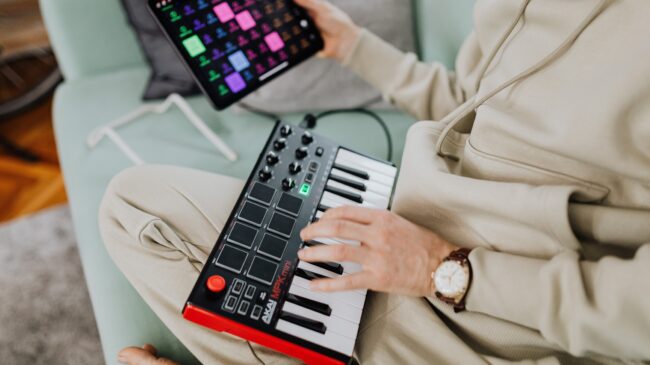 23 Things Independent Musicians Entering 2023 Should Start Doing