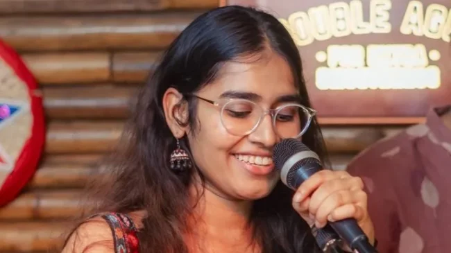 ‘Chaubees’ by Vibha Choraria chronicles a typical day in her psyche