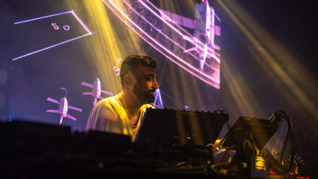 Spryk's 'Afterglow': A New EP That Explores the Intersection of AI and Music