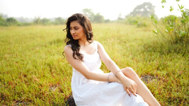 Young, Bold, and Vulnerable: Shriya’s Debut EP 'In A Box'