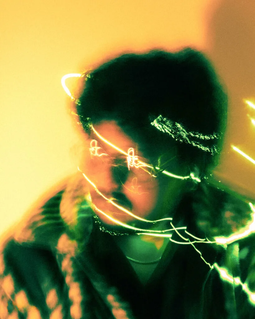 Dolorblind Challenges Indian Melodic Tastes by Integrating Gritty Textures into Electronic Pop through EP 'No Signals' 23 Dolorblind Photo by Tito Dolorblind Challenges Indian Melodic Tastes by Integrating Gritty Textures into Electronic Pop through EP 'No Signals'