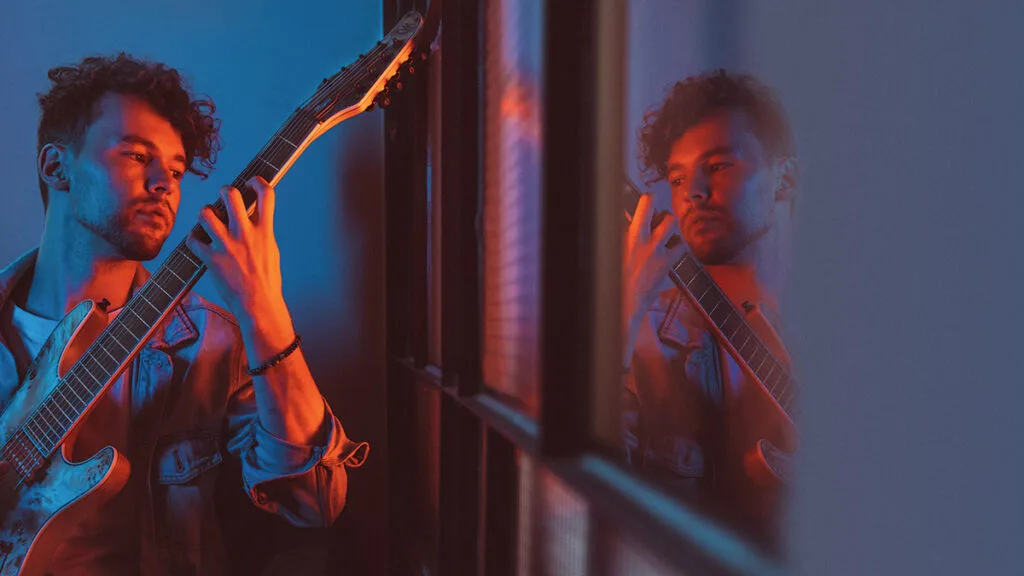 EXF7UKzcqNxby2JmfNgqnU "You’d be blown away listening to Jakub in a completely new avatar" - In Conversation With Antariksh and Jakub on single 'Naaqis'