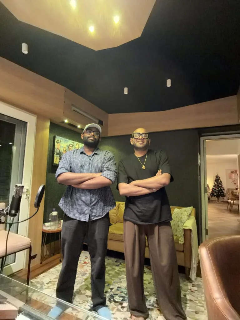 Pina Colada Blues & Jai Matt Bring Early-2000s Pop to Malayalam with their Mixtape 'J2K, Vol. 1' 22 IMG 3704.JPG Pina Colada Blues & Jai Matt Bring Early-2000s Pop to Malayalam with their Mixtape 'J2K, Vol. 1'